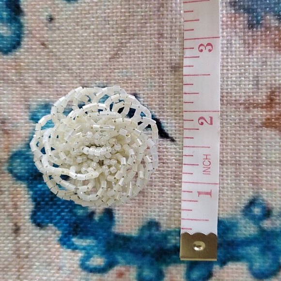 Vintage Beaded Flower Cluster Ring - Picture 13 of 16